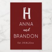Elegant Monogram Script Weddenschap Burgundy Red Wijn Etiket (Enkel label)