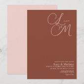 Elegant Monogram Terracotta Trouwscript Kaart (Voorkant / Achterkant)