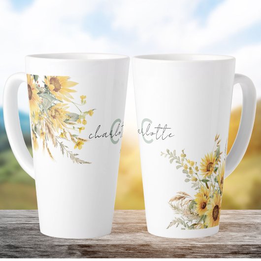 Elegant Monogram Waterverf Zonnebloem Boeket Latte Mok