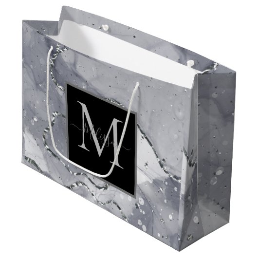 Elegant Monogram Zwart en Zilver Verjaardag Groot Cadeauzakje (Voorkant Gekanteld)