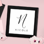 Elegant Monogram Zwart-wit Cadeaudoosje<br><div class="desc">Elegant ontwerp,  ideaal voor een geschenk of accessoire.</div>