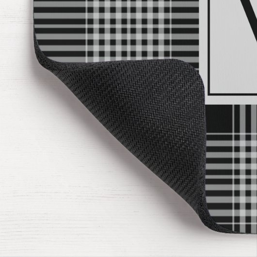 Elegant monogram zwart-wit geruite patroon muismat (Hoek)