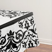 Elegant monogramed damask tafelkleed (Voorbeeld)