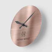 Elegant Monogramed Roos Gold Bored Metallic Ronde Klok (Hoek)