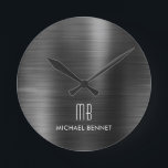 Elegant Monogrammed Black geborsteld metaal Ronde Klok<br><div class="desc">Gepersonaliseerde Elegant Monogrammed Black Borhed</div>