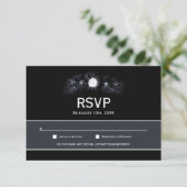 Elegant Moody Black Floral Wedding RSVP (Staand voorkant)