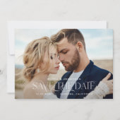 Elegant moody dark floral modern herfst winterfoto save the date (Voorkant)