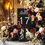Elegant Moody Muted Rust & Bourgondië Bloemen brui Kaart<br><div class="desc">Omarm tijdloze elegantie voor uw gothic-geïnspireerde feest met onze boeiende tafel nummer kaart. Een zachte zwarte achtergrond biedt het perfecte canvas voor een boeiend, maar ingetogen boeket. Stel je een hoekopstelling voor van gedempte rozen bloemen, waar zacht roest blush en rijke bordeauxrode tinten zich mengen met donkergroen gebladerte. Dit etherische...</div>