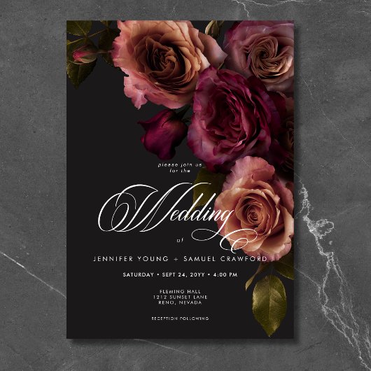 Elegant Moody Muted Rust & Bourgondië Bloemen brui Kaart