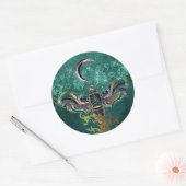 Elegant moth moon emerald night sparagelegant groe ronde sticker (Envelop)