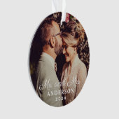 Elegant Mr en Mrs Custom Wedding Photo Monogram Ornament (voorkant)