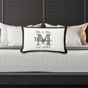 Elegant Mr en Mrs Naam Black Pas getrouwd Monogram Kussen