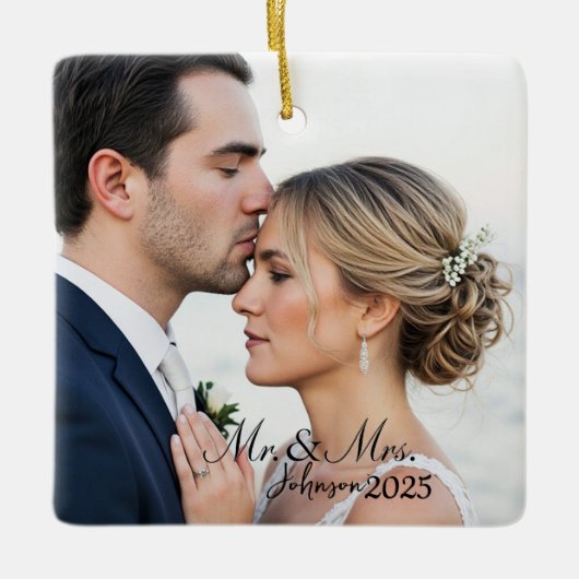 Elegant Mr. & Mrs. Custom Wedding Photo Monogram  Keramisch Ornament (Voorkant)