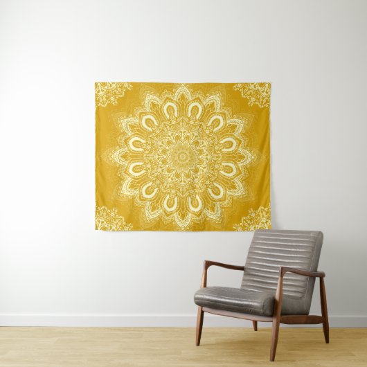 Elegant Mustard Yellow Flower Mandala Wandkleed (In Situ (horizontaal))