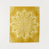 Elegant Mustard Yellow Flower Mandala Wandkleed (Voorkant)
