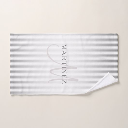 Elegant Name Monogram & Thin Gray Ombre Stripes Bad Handdoek (Handdoek)
