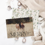 Elegant natuurlijk gebladerte moderne minimale fot feestdagenkaart<br><div class="desc">Elegante foto modern minimal natural cream waterverf botanische typografie Merry Christmas vakantie platte kaart.</div>