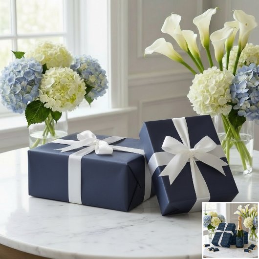 Elegant Navy 80ste verjaardag Cadeaupapier