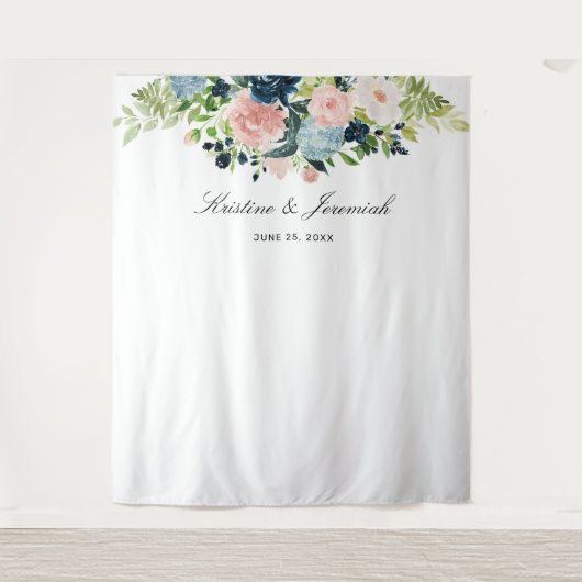 Elegant Navy Blauw Blush Roze Rose Bloemen Bruilof Wandkleed (Voorkant)