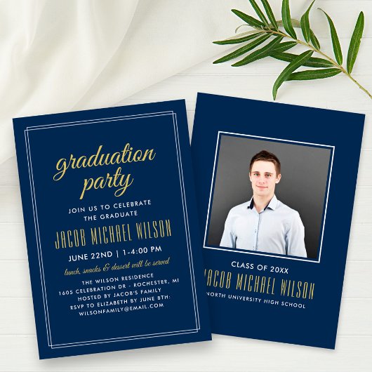 Elegant Navy Blue and Gold Graduation Party Kaart