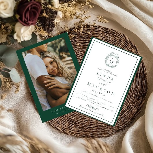 Elegant Navy Blue botanical crest monogram wedding Kaart