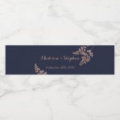Elegant Navy Blue en Faux Roos Gold Wedding Waterfles Etiket (Enkel label)