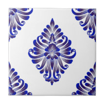 Elegant Navy Blue en White Damask Pattern