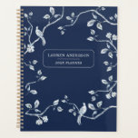 Elegant Navy Blue en white French toile Planner<br><div class="desc">Elegant gepersonaliseerde,  niet-gedateerde planner met blauwe en witte,  Franse toile vogels op boomtakken tegen de achtergrond van Navy Blue</div>