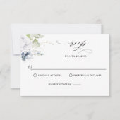 Elegant Navy Blue Floral en Greenery Wedding RSVP (Voorkant)