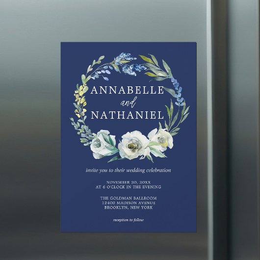 Elegant Navy Blue Floral Wreath Winter Wedding Magnetische Uitnodiging