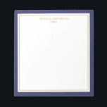 Elegant Navy Blue Gold, speciaal gepersonaliseerd Notitieblok<br><div class="desc">Dit notitieblok is voorzien van een elegante en minimalistische blauwe grens voor de marine en een dunne goudgrens. Pas het met jouw naam of bedrijfsnaam aan.</div>