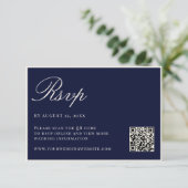 Elegant Navy Blue Old Money QR Code Wedding RSVP Kaartje (Staand voorkant)
