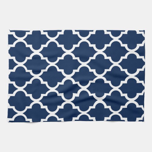 Elegant Navy Blue Quatrefoil Tiles Pattern Theedoek (Horizontaal)