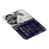Elegant Navy Blue Roos Gold Floral Save the Dates Magneet (Rechterzijde)