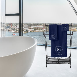 Elegant Navy Blue White Botanical Wreatmonogram Bad Handdoek