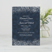 Elegant Navy Blue White Stardust Wedding Rehearsal Kaart (Staand voorkant)