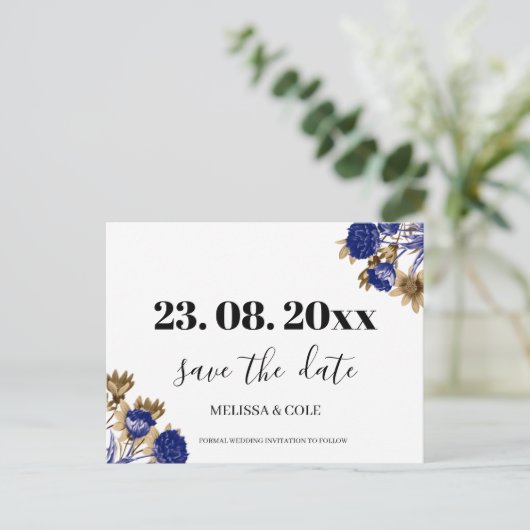Elegant Navy Brown Minimalist Floral Save the Date Aankondigingskaart (Staand voorkant)