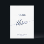 Elegant Navy Calligraphy Table Three Table Number Kaart<br><div class="desc">Deze elegante marinekalligrafietabel drie is perfect voor een eenvoudige bruiloft. Het neutrale ontwerp is voorzien van een minimalistische kaart die is voorzien van romantische en grillige typografie. De prints op de voor- en achterzijde van de kaart (dubbelzijdig). Andere tabelnummers in het collectie worden afzonderlijk verkocht.</div>