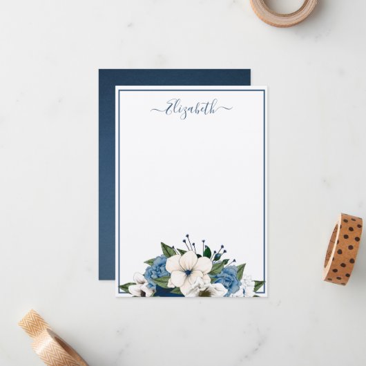 Elegant Navy en Stofblauw Bloemige Gepersonaliseer Notitiekaartje (Voorkant / Achterkant in situ)