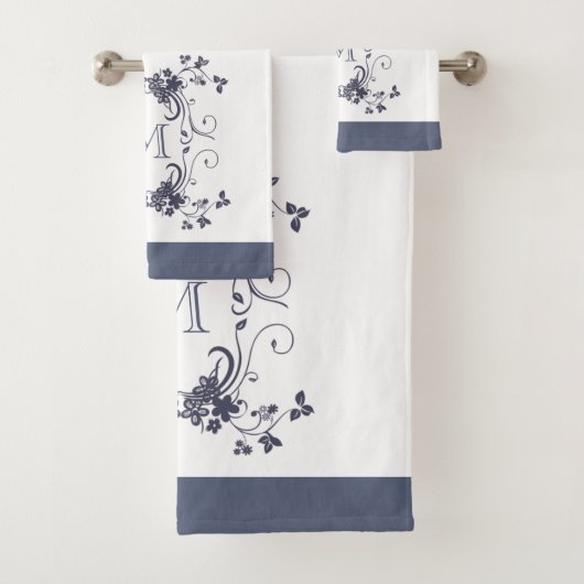 Elegant Navy Monogrammed Bad Handdoek (Insitu)