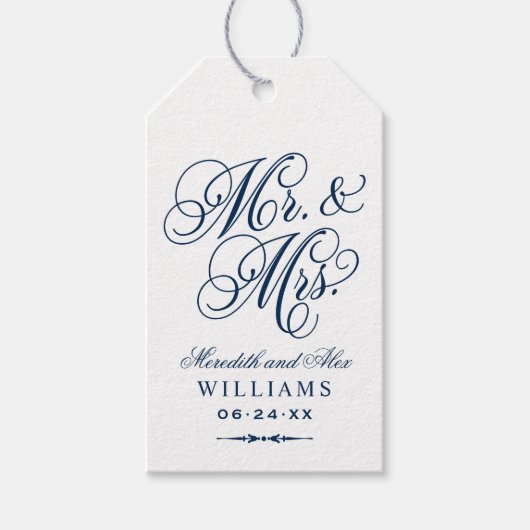 Elegant Navy Mr en Mrs Script Custom Monogram Cadeaulabel (Voorkant)