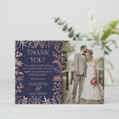 Elegant Navy & Roos Goud Bloemen Bruiloft Foto Bedankkaart (Staand voorkant)