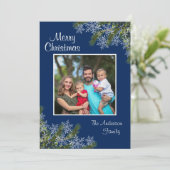 Elegant Navy Snowflake en Pine Flat Holiday Card Feestdagenkaart (Staand voorkant)