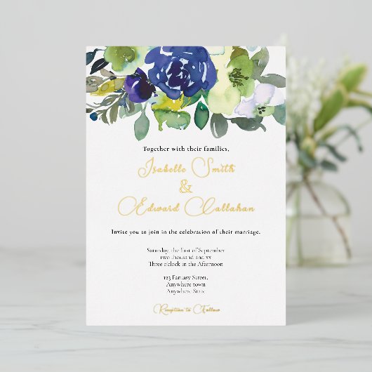 Elegant Navy Waterverf Bloemen Boeket Bruiloft Folie Uitnodiging (Staand Voorkant)