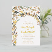 Elegant Neutral Beige Boho Botanical Wedding Folie Uitnodiging (Staand Voorkant)