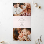 Elegant Newborn Photo Collage Drieluik Aankondiging (Binnen)