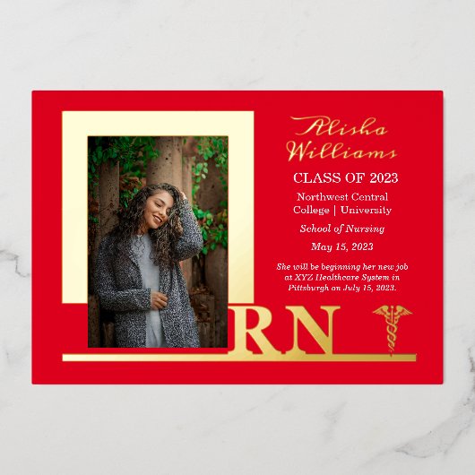 Elegant Nurse RN Caduceus Foto Afstuderen Rood Folie Uitnodiging (Voorkant)