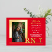 Elegant Nurse RN Caduceus Foto Afstuderen Rood Folie Uitnodiging (Staand Voorkant)