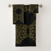 Elegant Old Gold Mandalas op Black Bad Handdoek (Insitu)