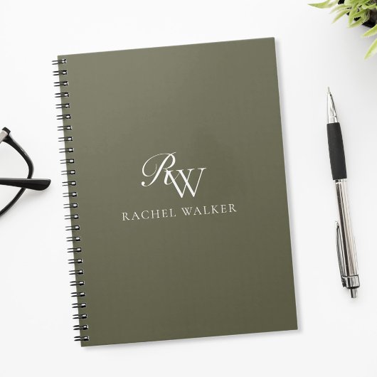 Elegant Olijfgroen Monogram Notitieboek